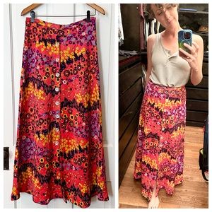 Adorable 60s/70s Quilted Retro Maxi Skirt